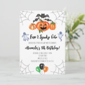 Five is a Spooky Vibe 5th Birthday Invitation 招待状 (スタンド正面)