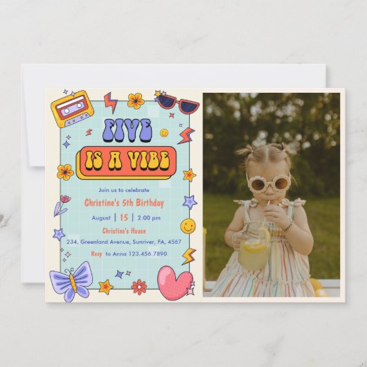 Five Is A Vibe Groovy Hippie 5誕生日写真 招待状 (正面)