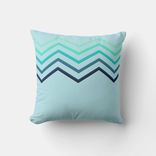 Five Large Chevron Stripes Pillow クッション (正面)