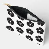 Five-Petal Black Flower アクセサリーポーチ (見開き)