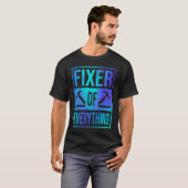 Fixer Of Everything Car Automobile Mechanic Car Re Tシャツ (正面フル)