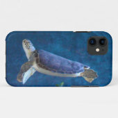 fla細胞のケースから救い出されたウミガメ Case-Mate iPhoneケース (裏面(横))