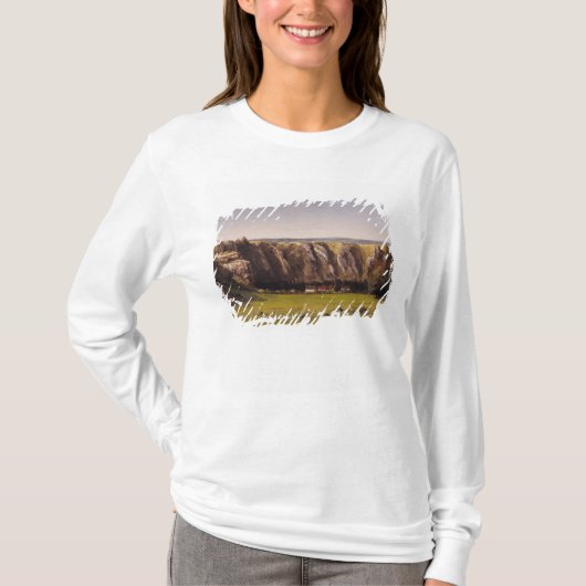 Flageyの近くの岩が多い景色 Tシャツ (正面)