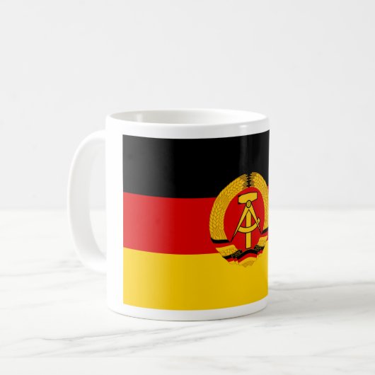 Flaggeのder DDR - GDR (東ドイツ)の旗 コーヒーマグカップ (正面左)