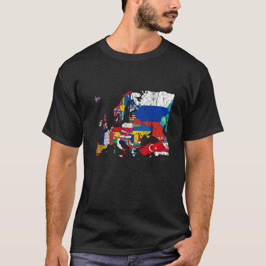 Flags Tシャツ付きヨーロッパの地図 Tシャツ (正面)