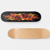"Flame On" スケートボードデッキ (横)