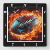 Flaming Football Sports Team スクエア壁時計 (正面)
