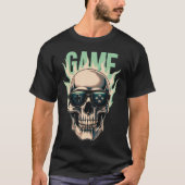 Flaming Gamer Skull – Retro Gaming Power Design Tシャツ (正面)