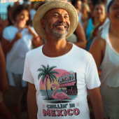 Flamingo Expat Retirement Mexico Beach Life Tシャツ