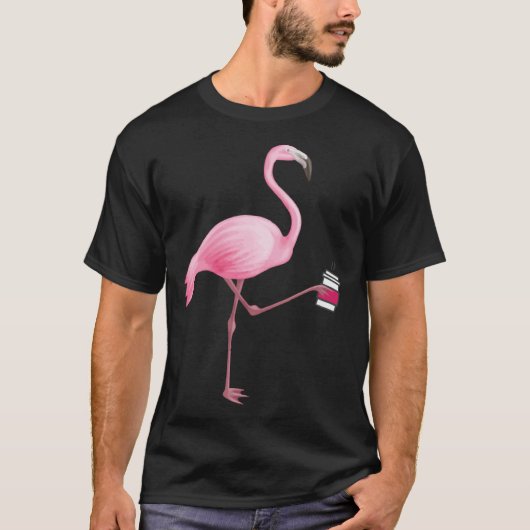 Flamingo Holding Coffee Tropical Gag Graphic Tシャツ (正面)