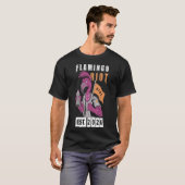 Flamingo Riot Urban Aesthetic Design Tシャツ (正面フル)