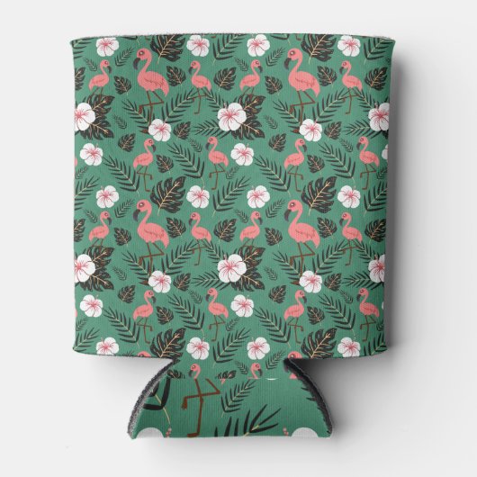 Flamingo seamless pattern pink on green background 缶クーラー (正面)