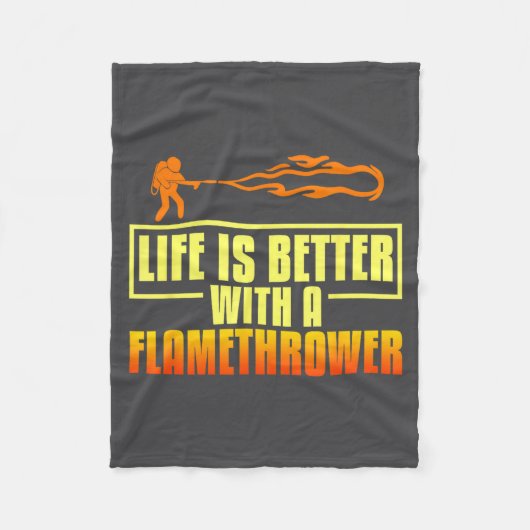 Flarower Gun Fire Thrower Flame Wean Quotes  フリースブランケット (正面)