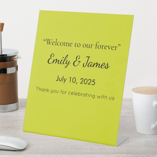 Flat Yellow Background – Back-to-School Texture 台座サイン (インサイチュ)