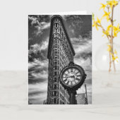 Flatiron建物とClock in Black and White カード (黄色い花)