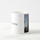 Flatiron District, NYC – マンハッタンアーキテクチャ コーヒーマグカップ (中央)