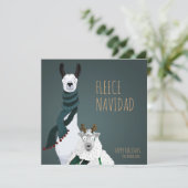 “Fleece Navidad” Funny Chic Quirky Punny シーズンカード (スタンド正面)