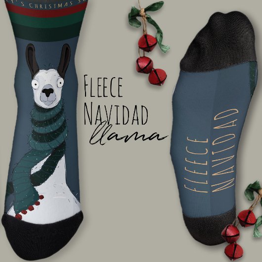 “Fleece Navidad” Funny Festive Blue Grey Llama Pun ソックス