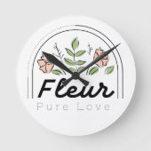 Fleur - 純粋な愛の花のロゴ ラウンド壁時計 (正面)