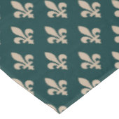 Fleur de Lis, Beige on Green, Royal, Your Name テーブルクロス (アングル)