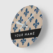 Fleur de Lis, Navy Blue on Beige, Royal, Your Name ラウンド壁時計 (傾斜)