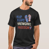 Flip Flops Fireworks & Freedom USA Flag 4th Of Jul Tシャツ (正面)
