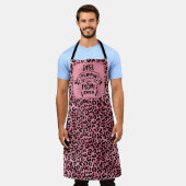 Flippin最高の Momオールオーバープリントエプロン エプロン (着用した状態)