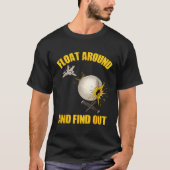 Float around and find out fun Chinese Spy Balloon Tシャツ (正面)