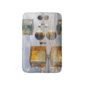 Floating Geometric Marvels Over Water バスマット (正面縦)