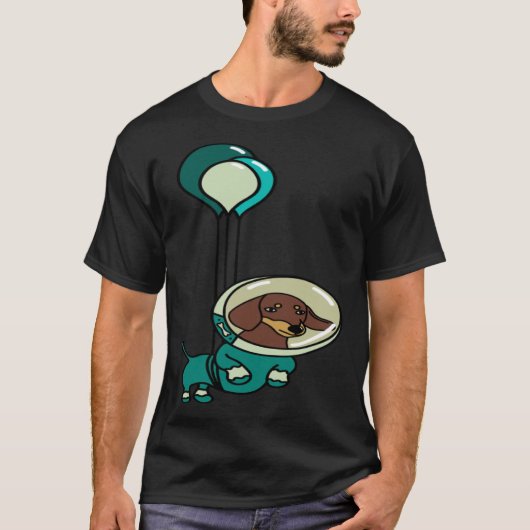 Floating Green Astronaut Dachshund with Balloons Tシャツ (正面)