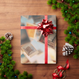 Floating Polaroid Memories ラッピングペーパー