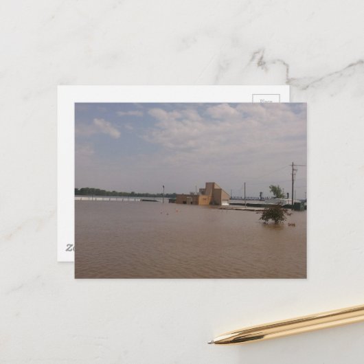 floodwaters in Burlington, Iowa broken barricades ポストカード (正面/裏面インサイチュ)