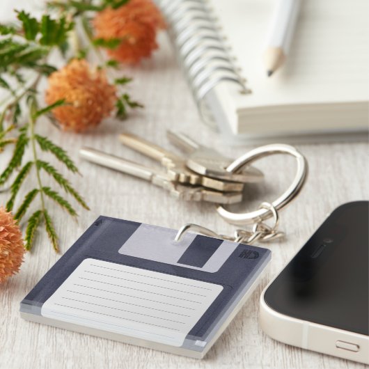 Floppy Disk キーホルダー (正面右)