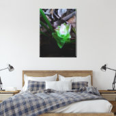 flor de açafrão da terra キャンバスプリント (インサイチュ (寝室))