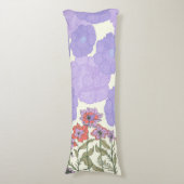 Flora Obscura – Seamless Floral Print Throw Pillow ボディピロー (正面縦)