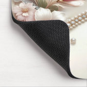Floral and Pearl Embellishments Mousepad マウスパッド (コーナー)