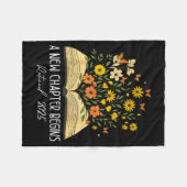 Floral Book A New Chapter Begins Retired Retiremen フリースブランケット (正面(横))