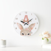 Floral Bunny Ears Monogram Nursery Clock Personali ラージ壁時計 (ホーム)