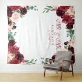 Floral Burgundy & blush Mr & Mrs wedding backdrop タペストリー (インサイチュ(横))