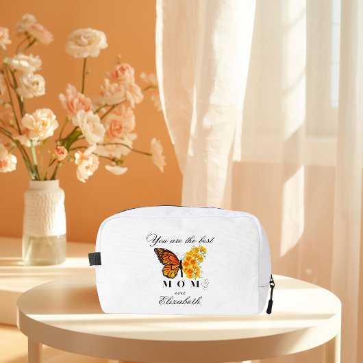Floral Butterfly Personalized Toiletry Bag ドップキット