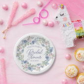 Floral Dusty Blue Wreath Bridal Shower ペーパープレート (パーティー)