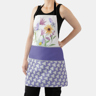 Floral Elegance Tee – Soft Pastel Blooms  エプロン