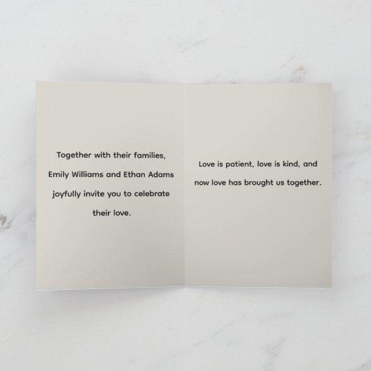 Floral Elegant Wedding Invitation with Couples. カード (内部)