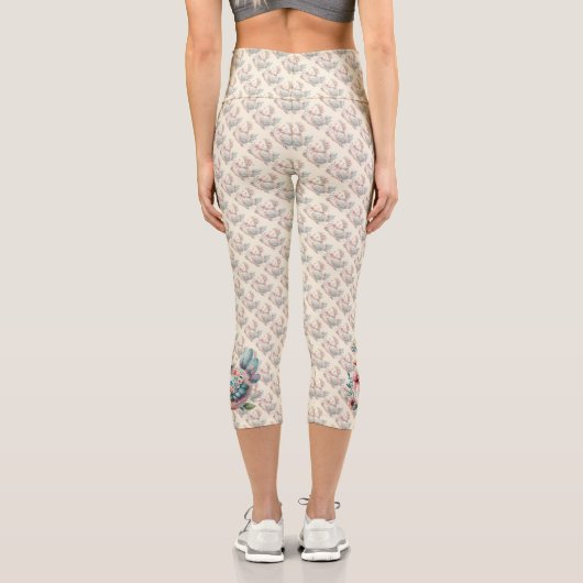 Floral Folk Bird with Pastel Boho Charm カプリレギンス (裏面)