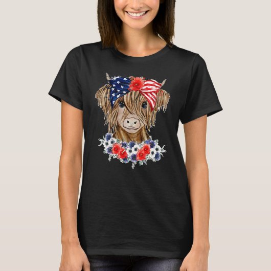 Floral Highland Cow Heifer Western Patriotic US Fl Tシャツ (正面)