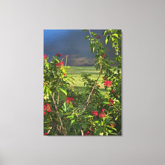 Floral Lake view キャンバスプリント (正面)