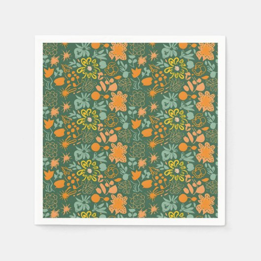 Floral pattern on a dark green background  スタンダードカクテルナプキン (正面)