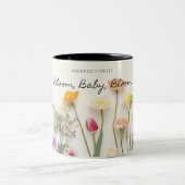 Floral Pattern Vibrant Coffee ツートーンマグカップ (中央)