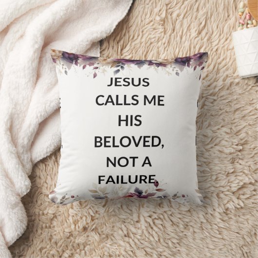 Floral pillow with a simple religious quote クッション (ブランケット)