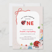 Floral Red Bow Little Ladybug Girl 1st Birthday 招待状 (正面)